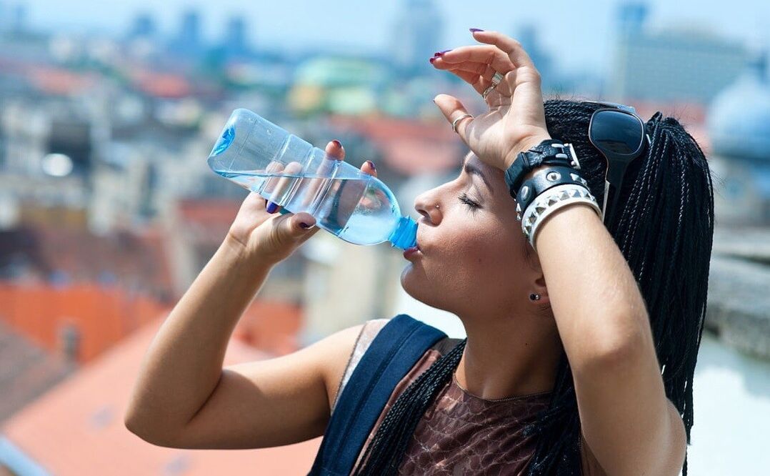 drinking water on a lazy diet